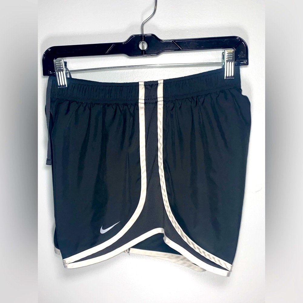 Nike Women's Black and Gray Athletic Shorts